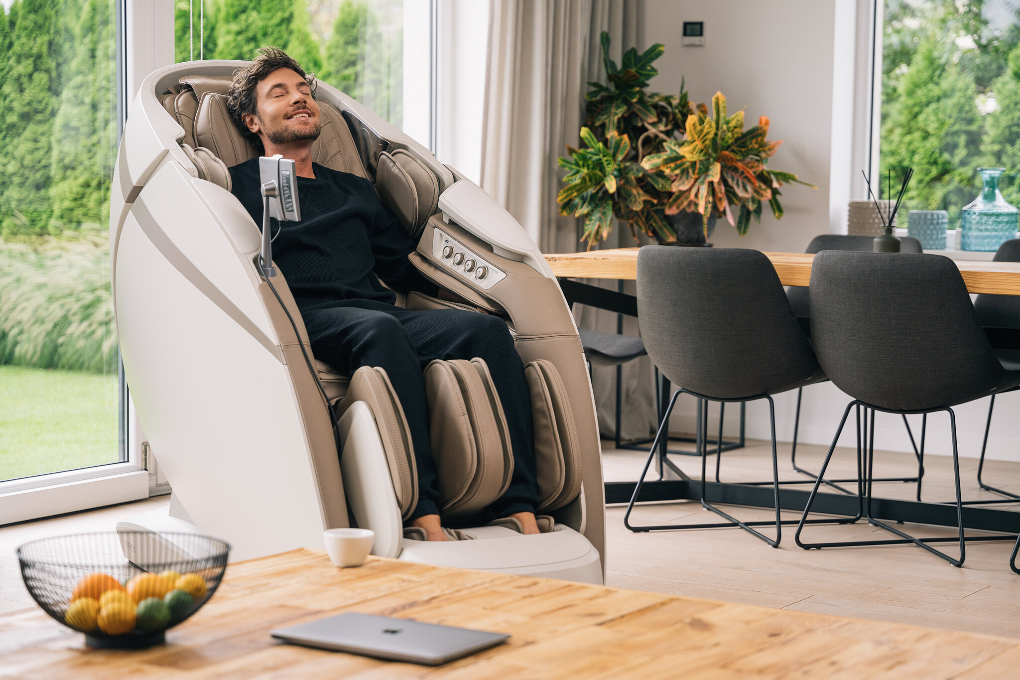 fotel masujący iRest Maesthron (A801)